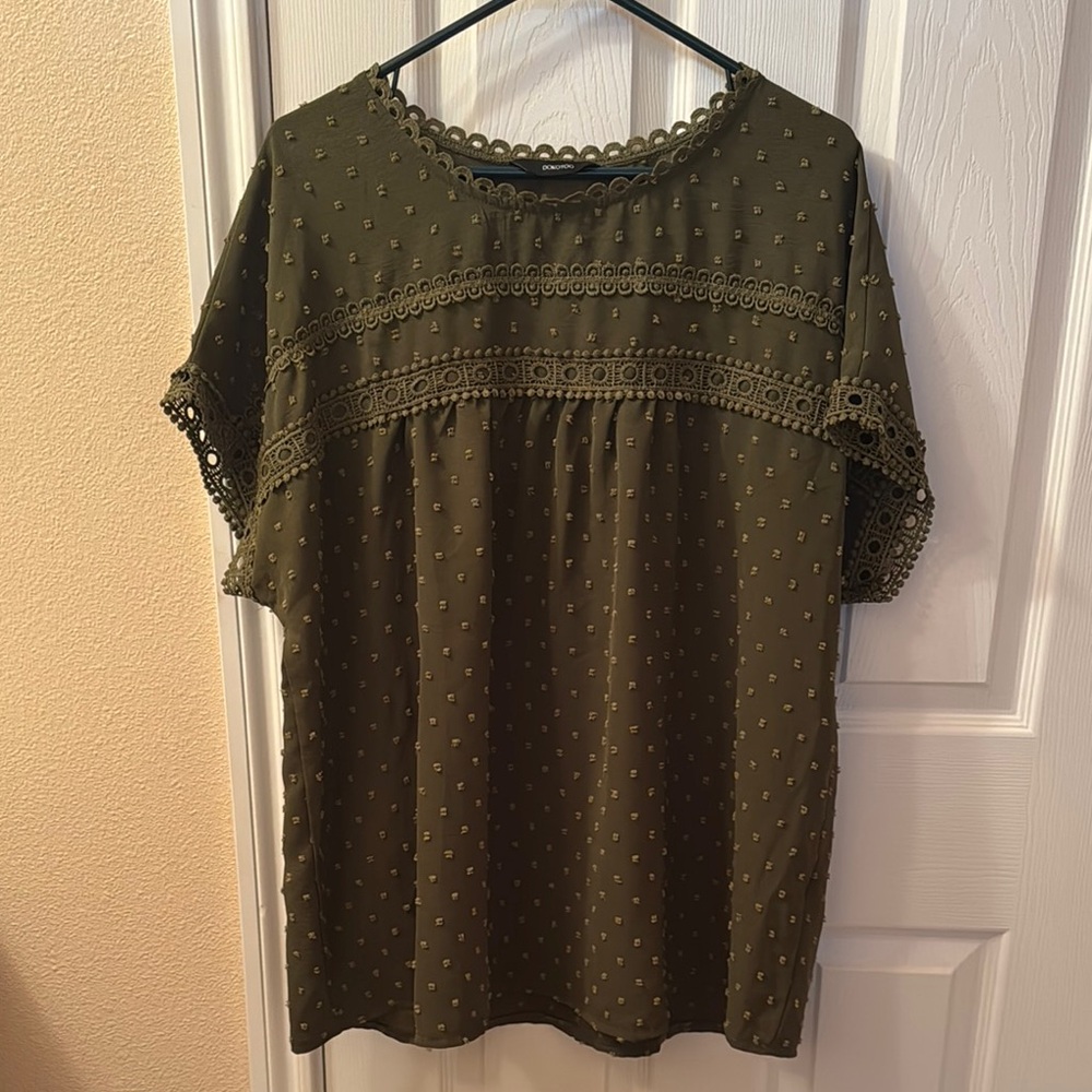 Green Embellished Boxy Short Sleeve Blouse